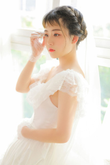 龚玥菲多大
